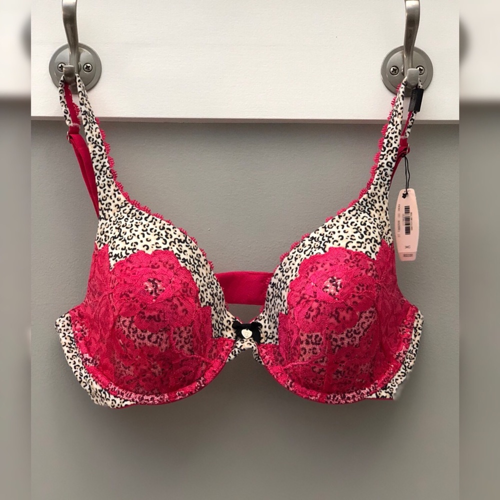 Victoria’s Secret Body by Victoria Bra 34C